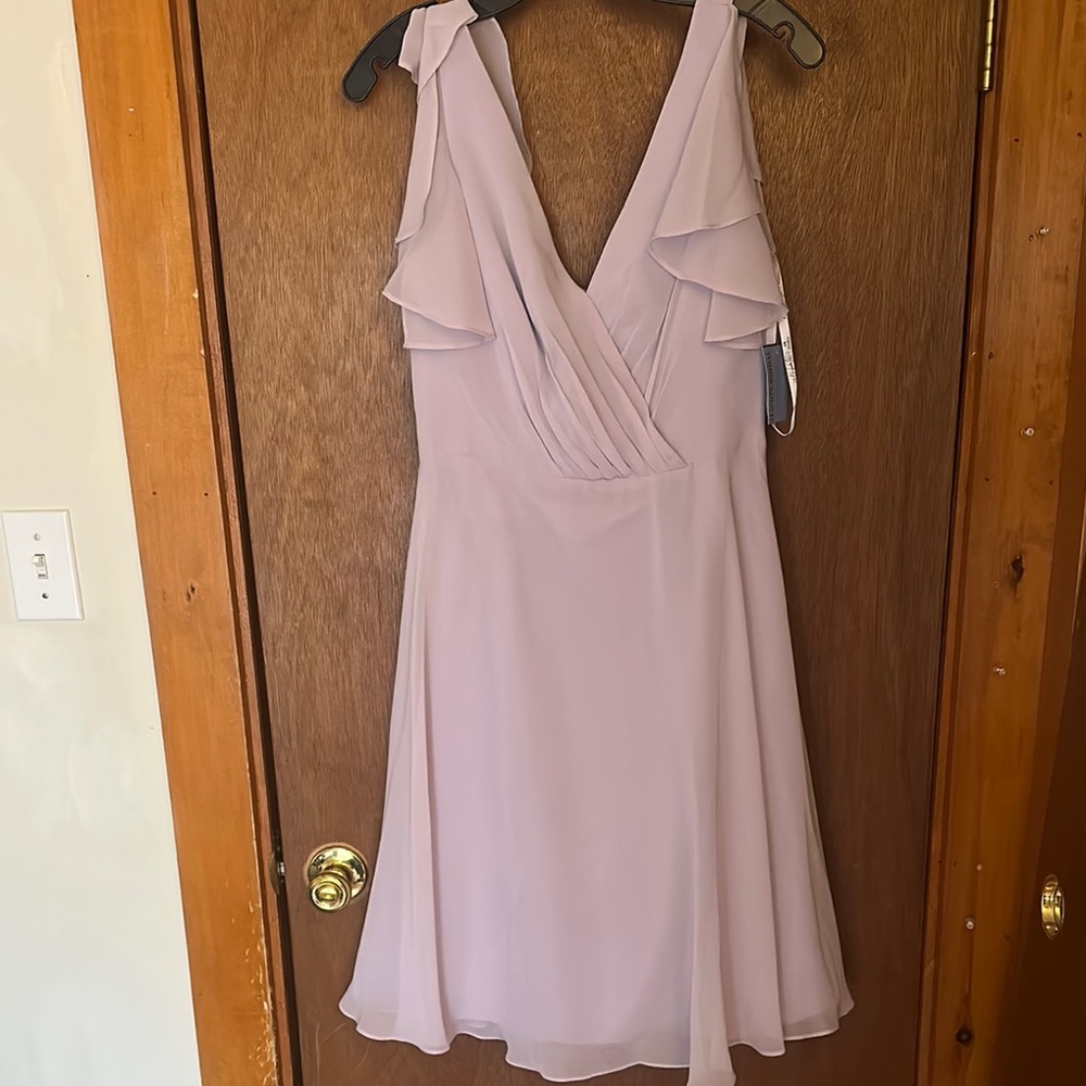 Elegant Lavender Sleeveless Dress